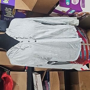 Women's Carhartt long sleeve hooded light weight shirt (B7.10)